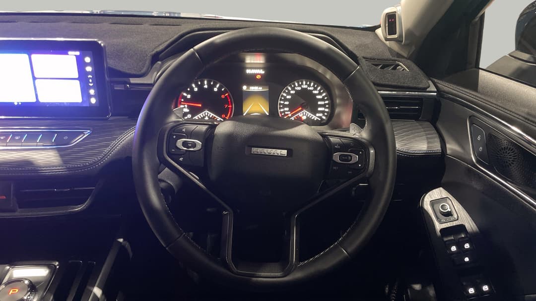 2025 GWM Haval Jolion Premium, Automatic, 5229 km, Steering Wheel Close-up