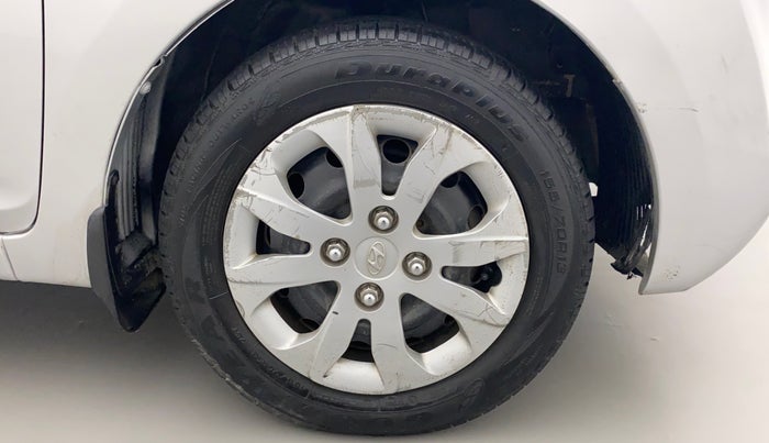 2017 Hyundai Eon MAGNA +, Petrol, Manual, 17,964 km, Right Front Wheel