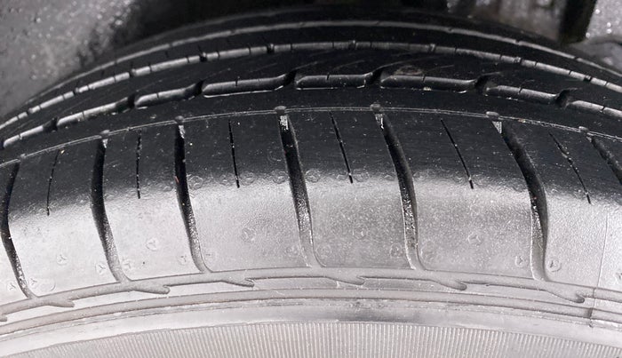 2019 KIA SELTOS HTX 1.5 DIESEL, Diesel, Manual, 24,971 km, Left Rear Tyre Tread
