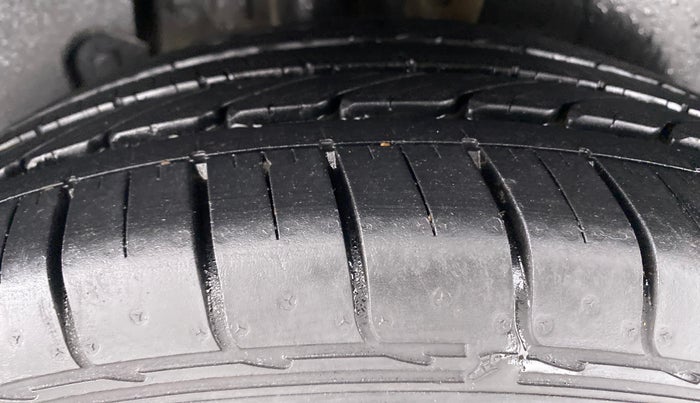2019 KIA SELTOS HTX 1.5 DIESEL, Diesel, Manual, 24,971 km, Right Rear Tyre Tread