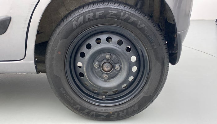 2013 Maruti Wagon R 1.0 VXI, Petrol, Manual, 28,575 km, Left Rear Wheel