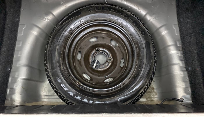 2017 Datsun Redi Go T (O), Petrol, Manual, 1,00,064 km, Spare Tyre