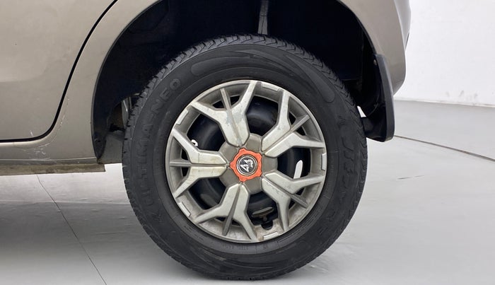 2017 Datsun Redi Go T (O), Petrol, Manual, 1,00,064 km, Left Rear Wheel