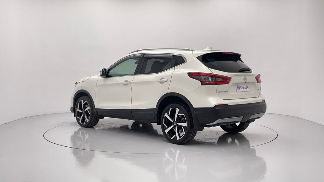 Left Back Diagonal (45- Degree) View