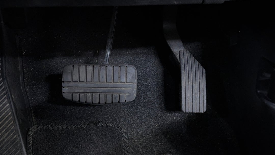 Pedals and Footmat