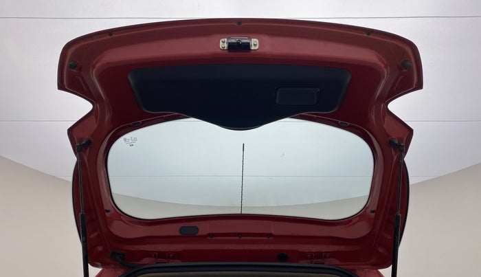 2017 Hyundai Grand i10 MAGNA 1.2 VTVT, Petrol, Manual, 33,798 km, Boot Door Open