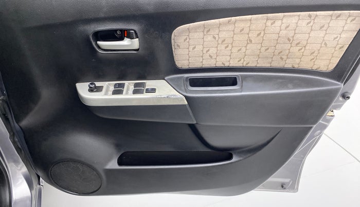2016 Maruti Wagon R 1.0 VXI, Petrol, Manual, 46,929 km, Driver Side Door Panels Control