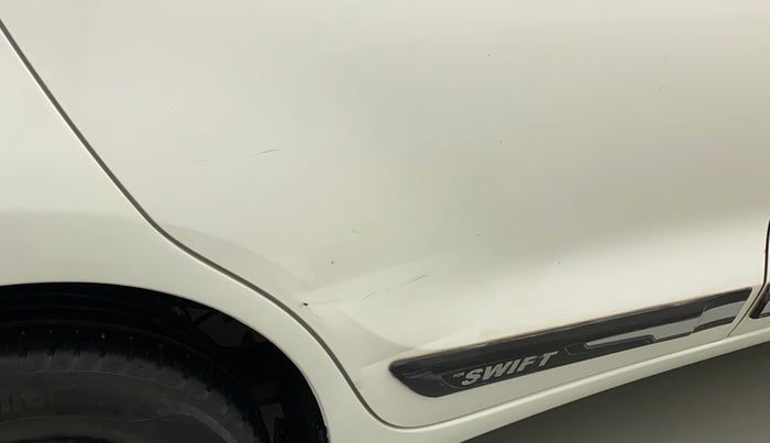 2020 Maruti Swift VXI AMT, Petrol, Automatic, 44,221 km, Right rear door - Slightly dented