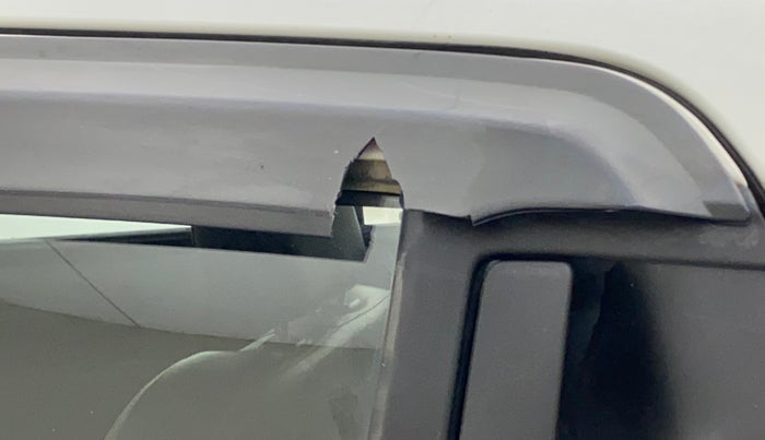 2020 Maruti Swift VXI AMT, Petrol, Automatic, 44,221 km, Rear left door - Door visor damaged