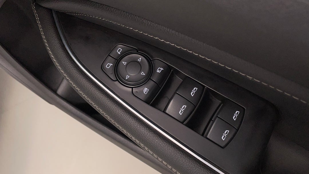 2018 Holden Calais Calais, Automatic, 107430 km, Drivers Side Door Panel Controls