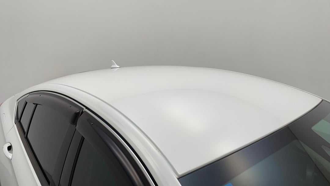 2018 Holden Calais Calais, Automatic, 107430 km, Roof/Sunroof View