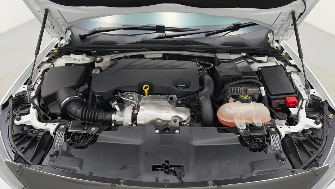 2018 Holden Calais Calais, Automatic, 107430 km, Open Bonnet (Engine)