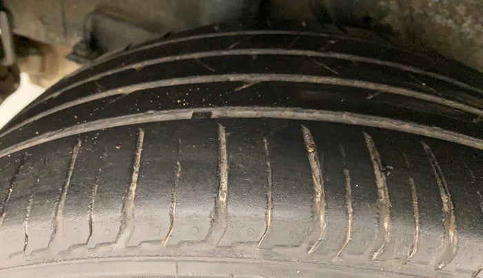 2019 Hyundai VENUE SX 1.0 (O) TURBO, Petrol, Manual, 39,770 km, Right Rear Tyre Tread