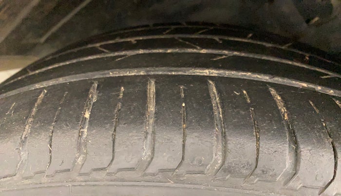 2019 Hyundai VENUE SX 1.0 (O) TURBO, Petrol, Manual, 39,770 km, Left Front Tyre Tread