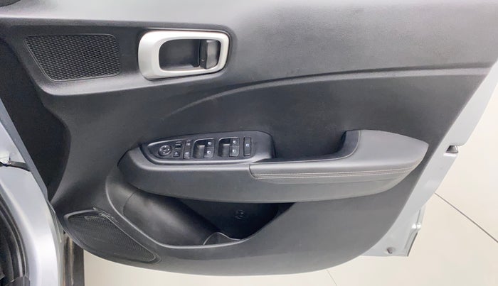 2019 Hyundai VENUE SX 1.0 (O) TURBO, Petrol, Manual, 39,770 km, Driver Side Door Panels Control