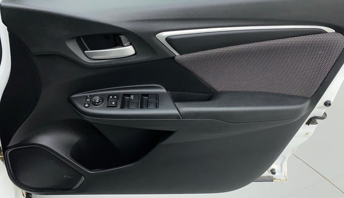 2018 Honda WR-V 1.2 i-VTEC VX MT, Petrol, Manual, 17,111 km, Driver Side Door Panels Control