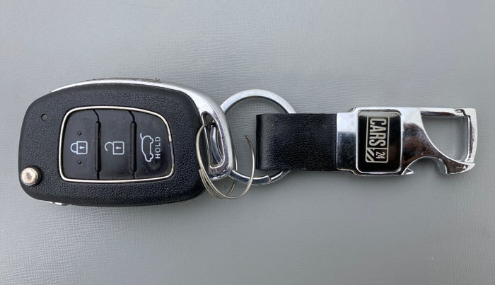 2017 Hyundai Elite i20 SPORTZ 1.2, Petrol, Manual, 40,013 km, Key Close Up