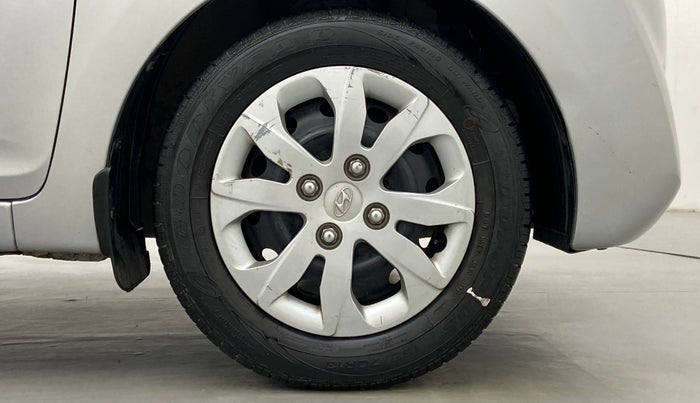 2015 Hyundai Eon MAGNA PLUS, Petrol, Manual, 48,490 km, Right Front Wheel