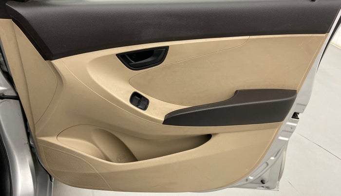 2015 Hyundai Eon MAGNA PLUS, Petrol, Manual, 48,490 km, Driver Side Door Panels Control