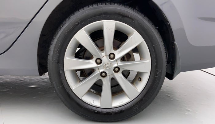 2012 Hyundai Verna FLUIDIC 1.6 SX VTVT, Petrol, Manual, 27,889 km, Left Rear Wheel