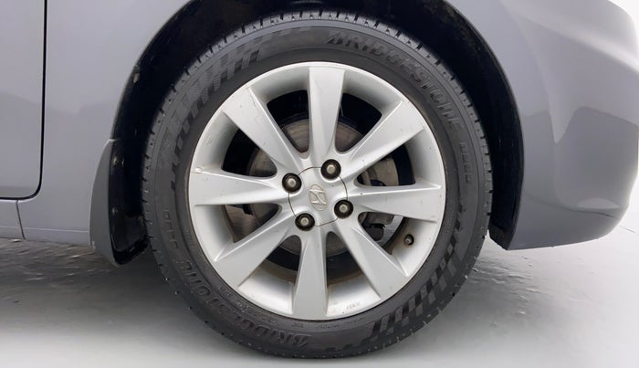 2012 Hyundai Verna FLUIDIC 1.6 SX VTVT, Petrol, Manual, 27,889 km, Right Front Wheel