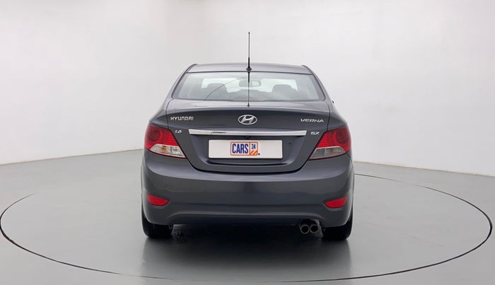 2012 Hyundai Verna FLUIDIC 1.6 SX VTVT, Petrol, Manual, 27,889 km, Back/Rear