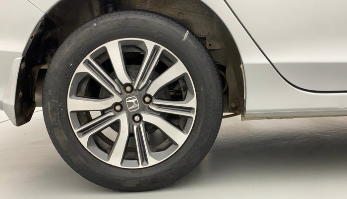 2017 Honda City V MT PETROL, Petrol, Manual, 40,622 km, Right Rear Wheel