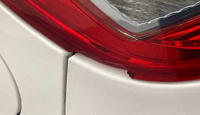 2014 Maruti Ritz VXI, Petrol, Manual, 77,190 km, Left tail light - Minor damage