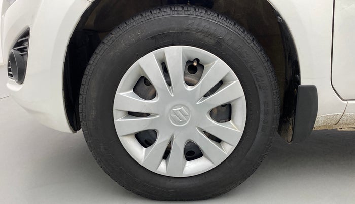 2014 Maruti Ritz VXI, Petrol, Manual, 77,190 km, Left Front Wheel