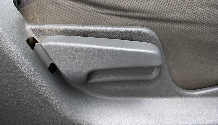 2014 Maruti Ritz VXI, Petrol, Manual, 77,190 km, Driver Side Adjustment Panel