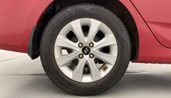 2015 Hyundai Verna FLUIDIC 1.6 VTVT S, Petrol, Manual, 21,583 km, Right Rear Wheel