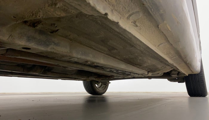 2016 Hyundai Elite i20 ASTA 1.2 (O), Petrol, Manual, 90,064 km, Right Side Underbody