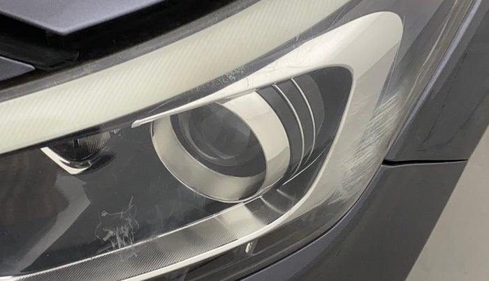 2016 Hyundai Elite i20 ASTA 1.2 (O), Petrol, Manual, 90,064 km, Left headlight - Minor scratches