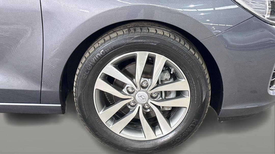 2019 Hyundai i30 Active, Automatic, 63520 km, Right Front Wheel