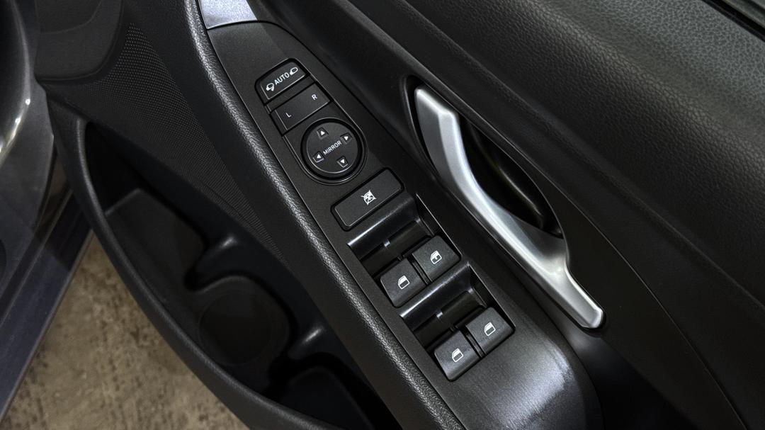 2019 Hyundai i30 Active, Automatic, 63520 km, Drivers Side Door Panel Controls