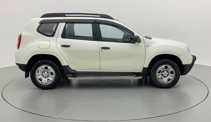 2014 Renault Duster 85 PS RXE DIESEL ADVENTURE, Diesel, Manual, 65,738 km, Right Side View