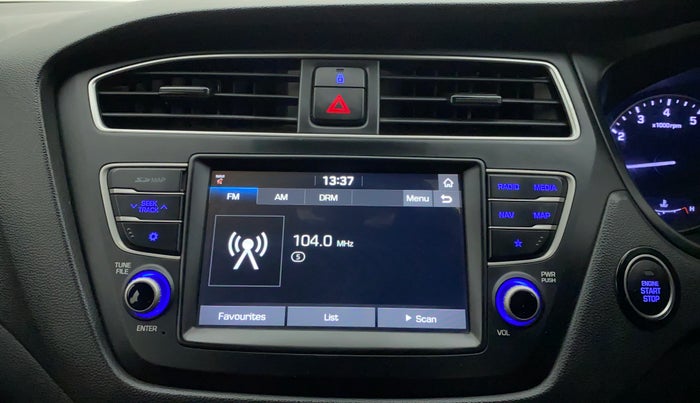 2018 Hyundai i20 Active 1.2 SX, Petrol, Manual, 8,164 km, Infotainment System