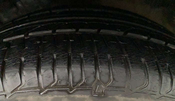 2018 Hyundai i20 Active 1.2 SX, Petrol, Manual, 8,164 km, Left Front Tyre Tread
