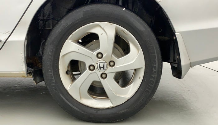 2015 Honda City VX (O) PETROL, Petrol, Manual, 70,944 km, Left Rear Wheel