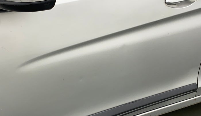 2015 Honda City 1.5L I-VTEC VX (O) MT, Petrol, Manual, 71,565 km, Front passenger door - Slightly dented