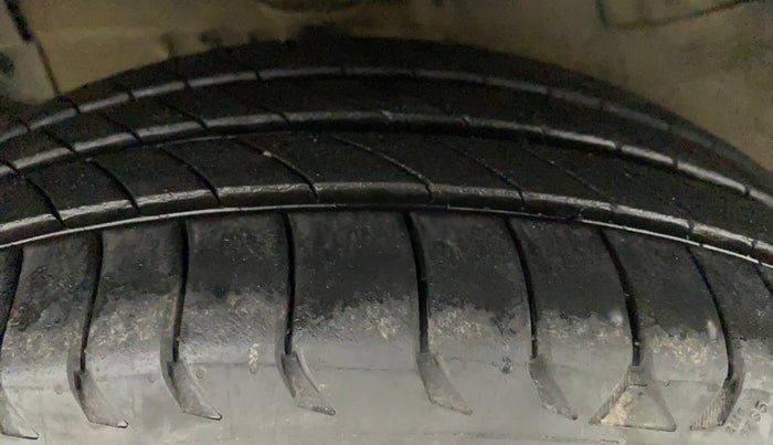 2018 Tata NEXON XZ PLUS DIESEL, Diesel, Manual, 95,268 km, Right Rear Tyre Tread