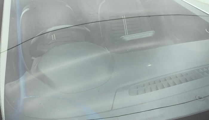 2018 Tata NEXON XZ PLUS DIESEL, Diesel, Manual, 95,268 km, Front windshield - Minor spot on windshield