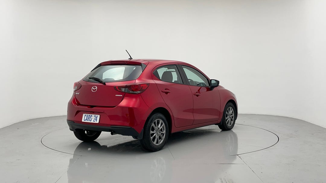 Right Back Diagonal (45- Degree) View