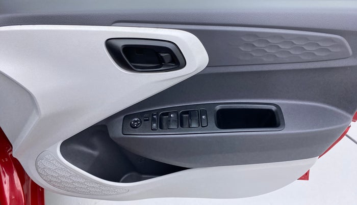 2020 Hyundai GRAND I10 NIOS MAGNA 1.2 MT, Petrol, Manual, 1,811 km, Driver Side Door Panels Control