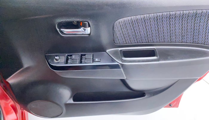 2014 Maruti Wagon R Stingray VXI, Petrol, Manual, 92,013 km, Driver Side Door Panels Control
