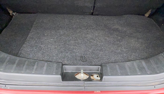 2014 Maruti Wagon R Stingray VXI, Petrol, Manual, 92,013 km, Boot Inside
