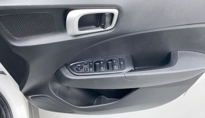 2019 Hyundai VENUE 1.0 TURBO GDI SX+ AT, Petrol, Automatic, 65,788 km, Driver Side Door Panels Control