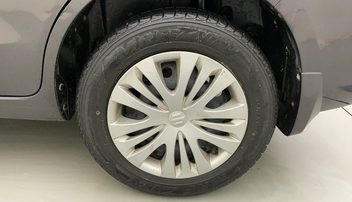 2014 Maruti Ertiga VXI, Petrol, Manual, 41,815 km, Left Rear Wheel