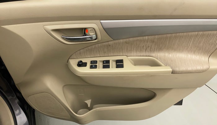 2014 Maruti Ertiga VXI, Petrol, Manual, 41,815 km, Driver Side Door Panels Control