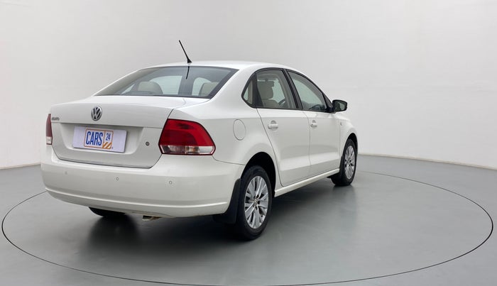 2015 Volkswagen Vento HIGHLINE PETROL, Petrol, Manual, 31,205 km, Right Back Diagonal